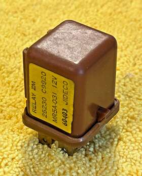 25230-c9927 Nissan Factory Torq Conv Inhib And A/c Relay For 280zx 720 310 810 Stanza Etc